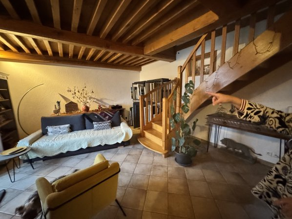 SAINT-MARTIN-LA-SAUVETE- Maison de campagne 103m²