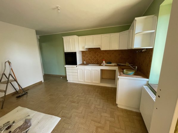 SAVIGNEUX-MONTBRISON- Maison de ville T4 en triplex 90m²